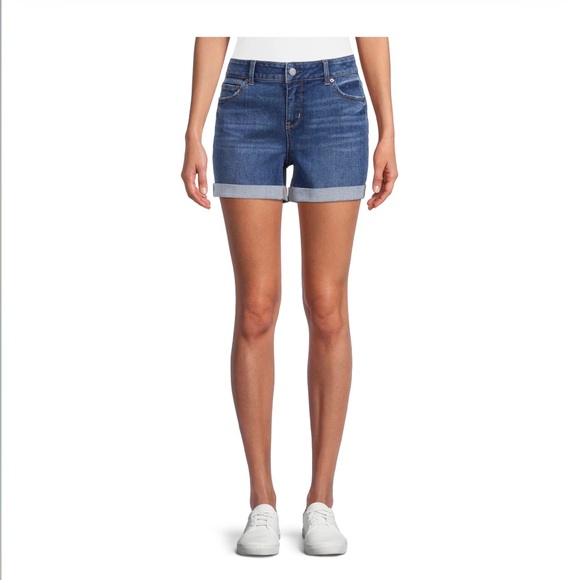 Time and Tru Women's Mid Rise Shorts with Double Roll Cuffs NWT Size 6 - Picture 1 of 8